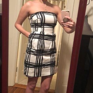 Black and white striped dress with pockets!!